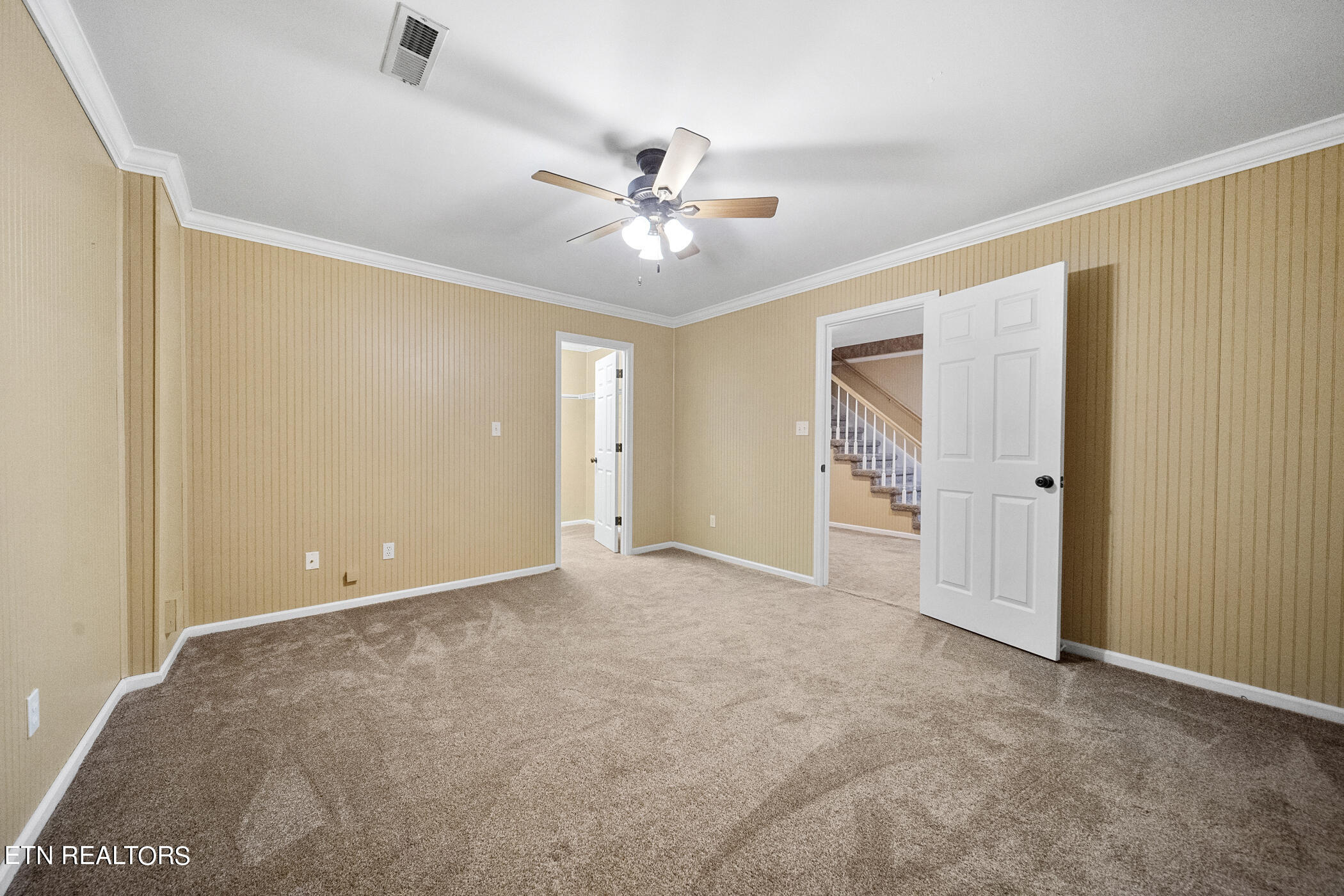 5305 Rio Vista Lane
