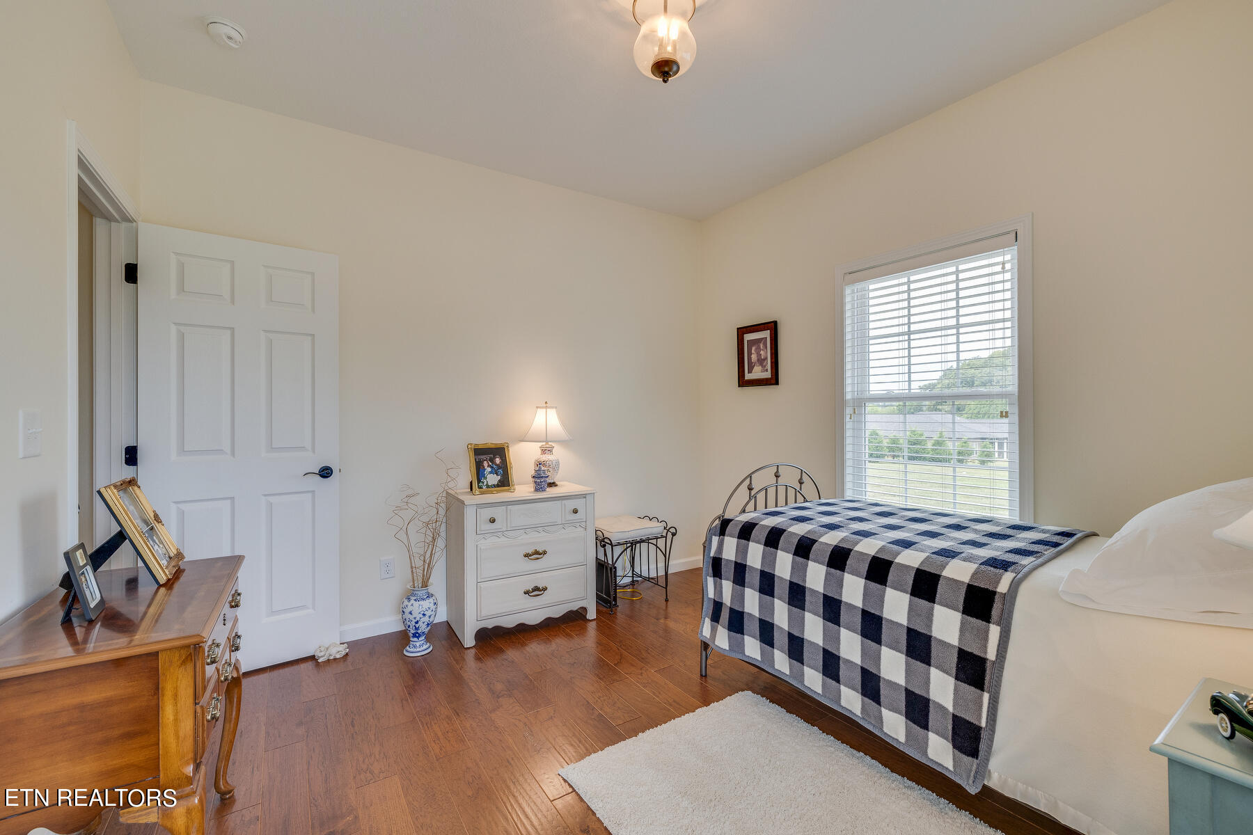 305 Saddle Ridge Court