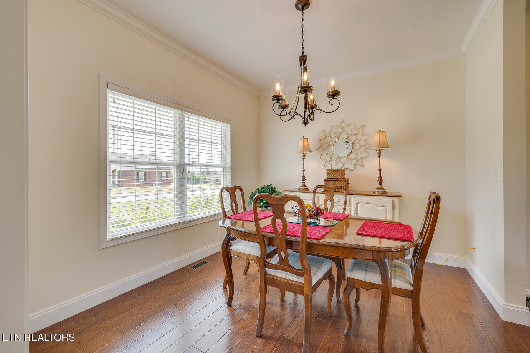 305 Saddle Ridge Court