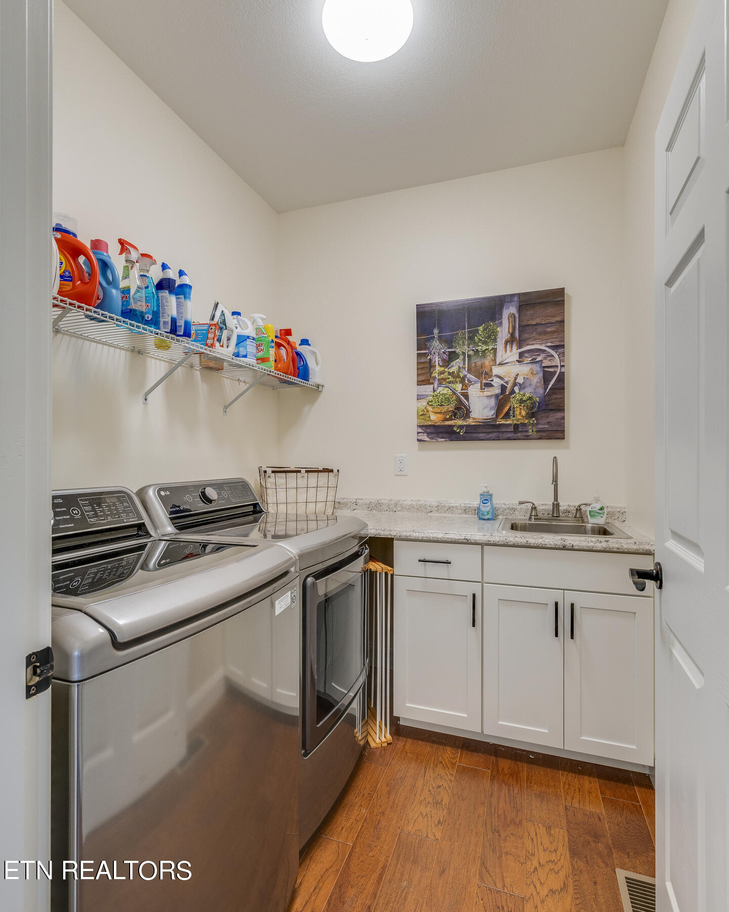 305 Saddle Ridge Court