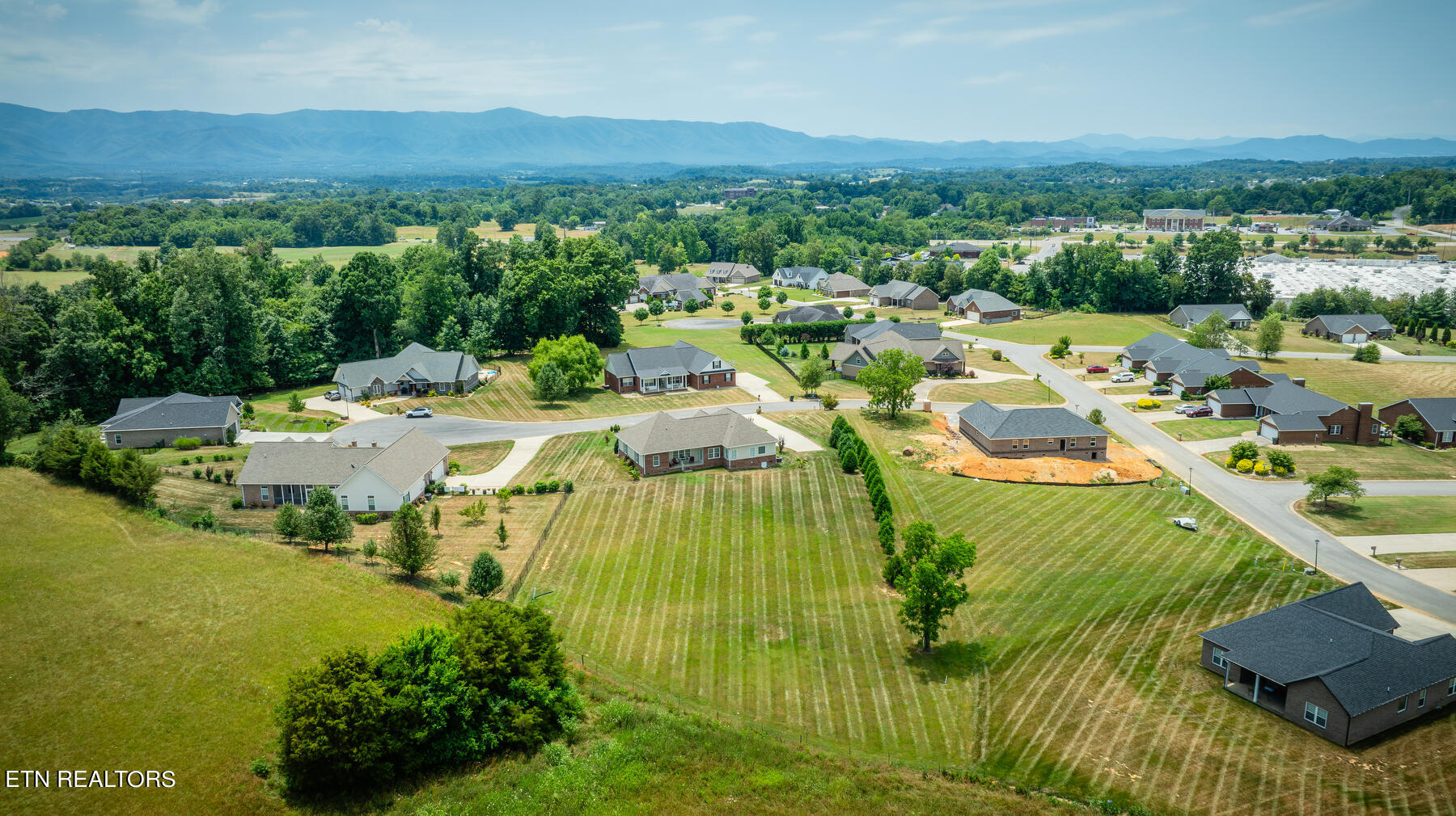 305 Saddle Ridge Court