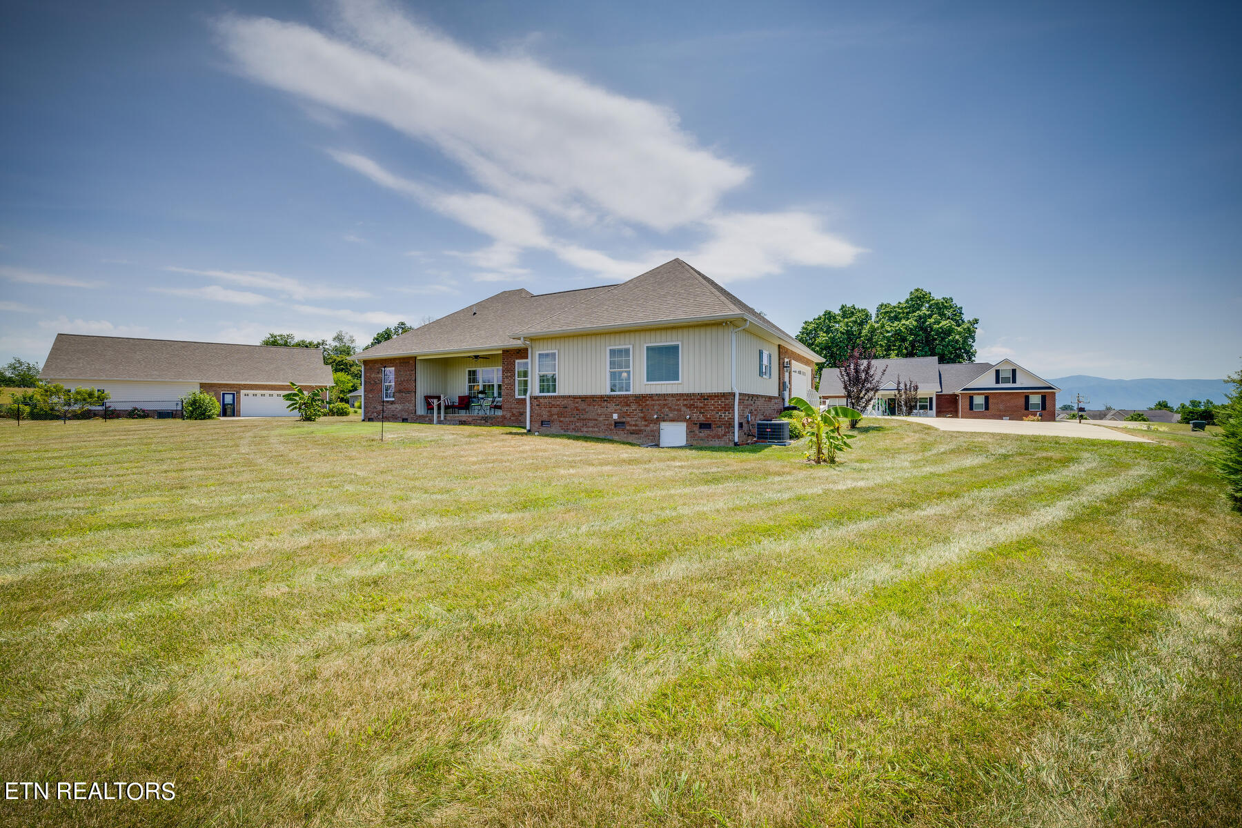 305 Saddle Ridge Court