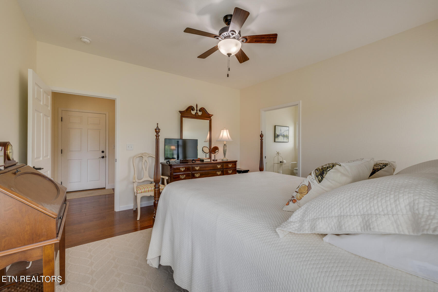 305 Saddle Ridge Court