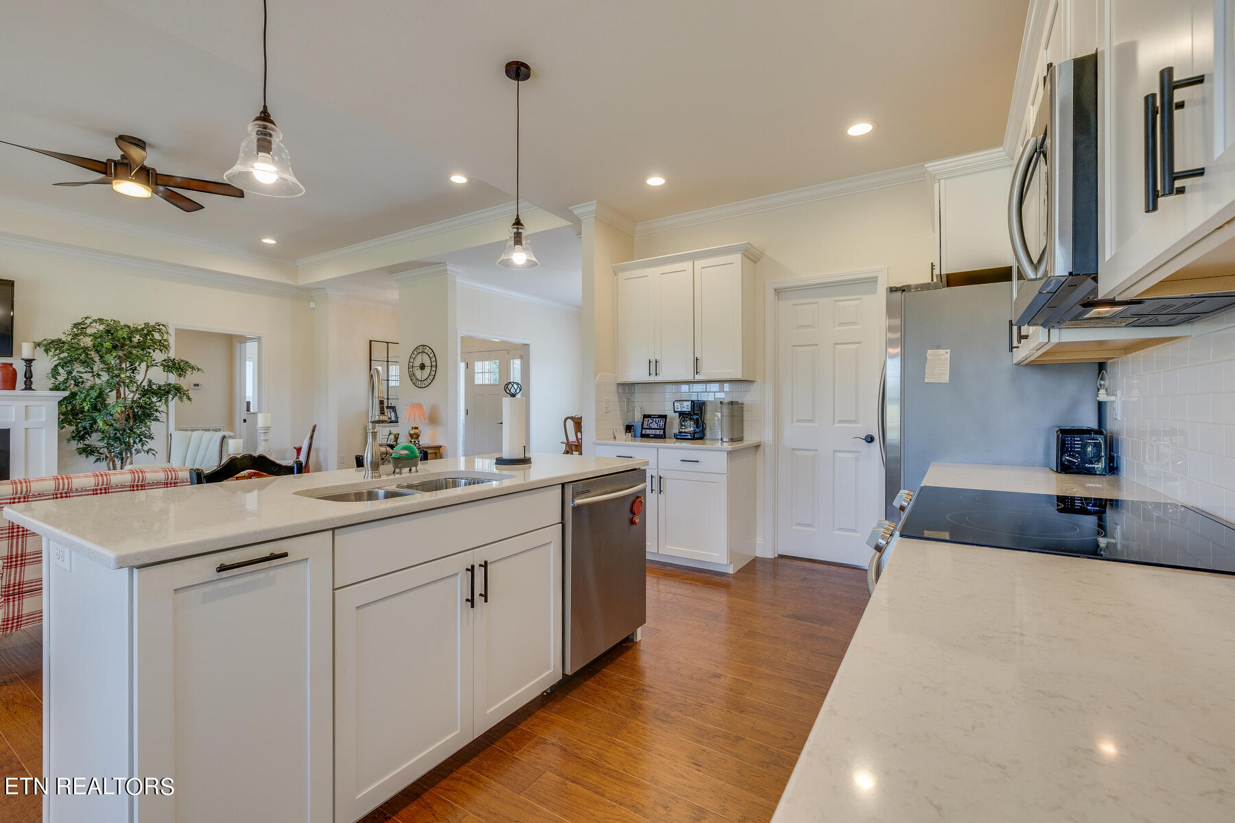 305 Saddle Ridge Court