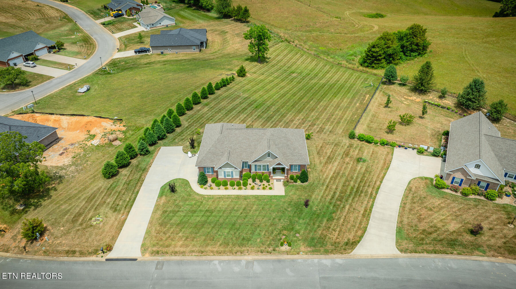 305 Saddle Ridge Court