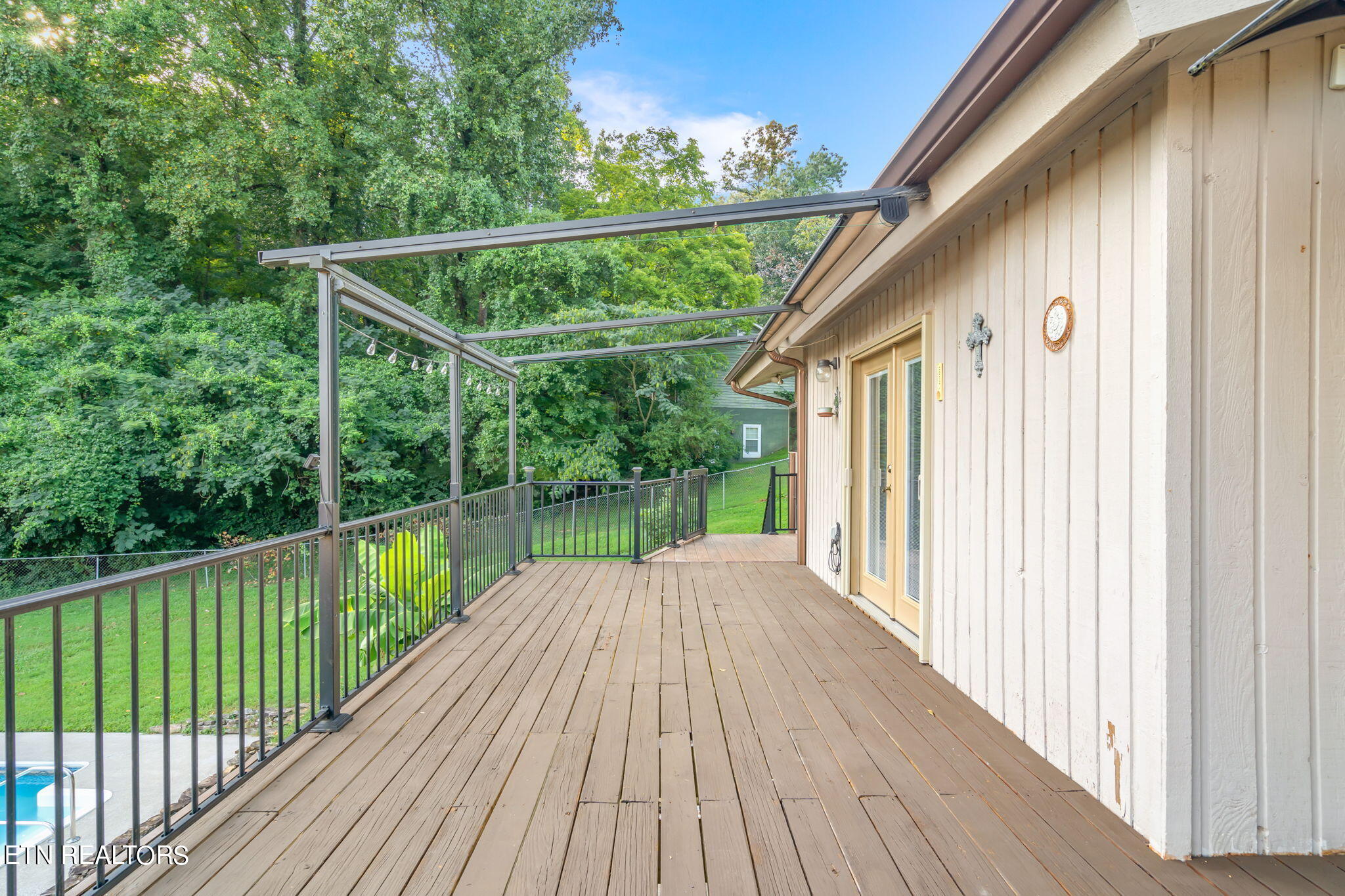 1101 Hickory Tr