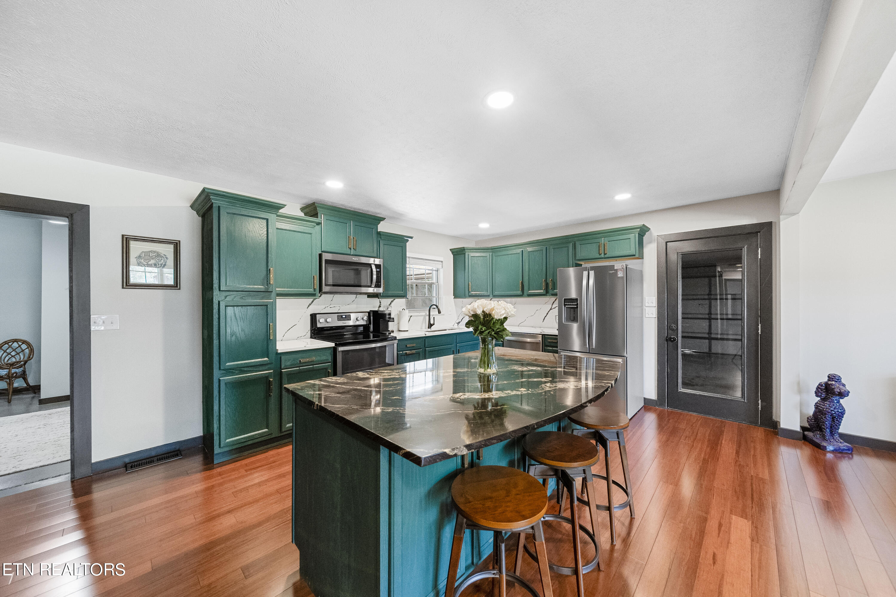 10600 Pinedale Drive