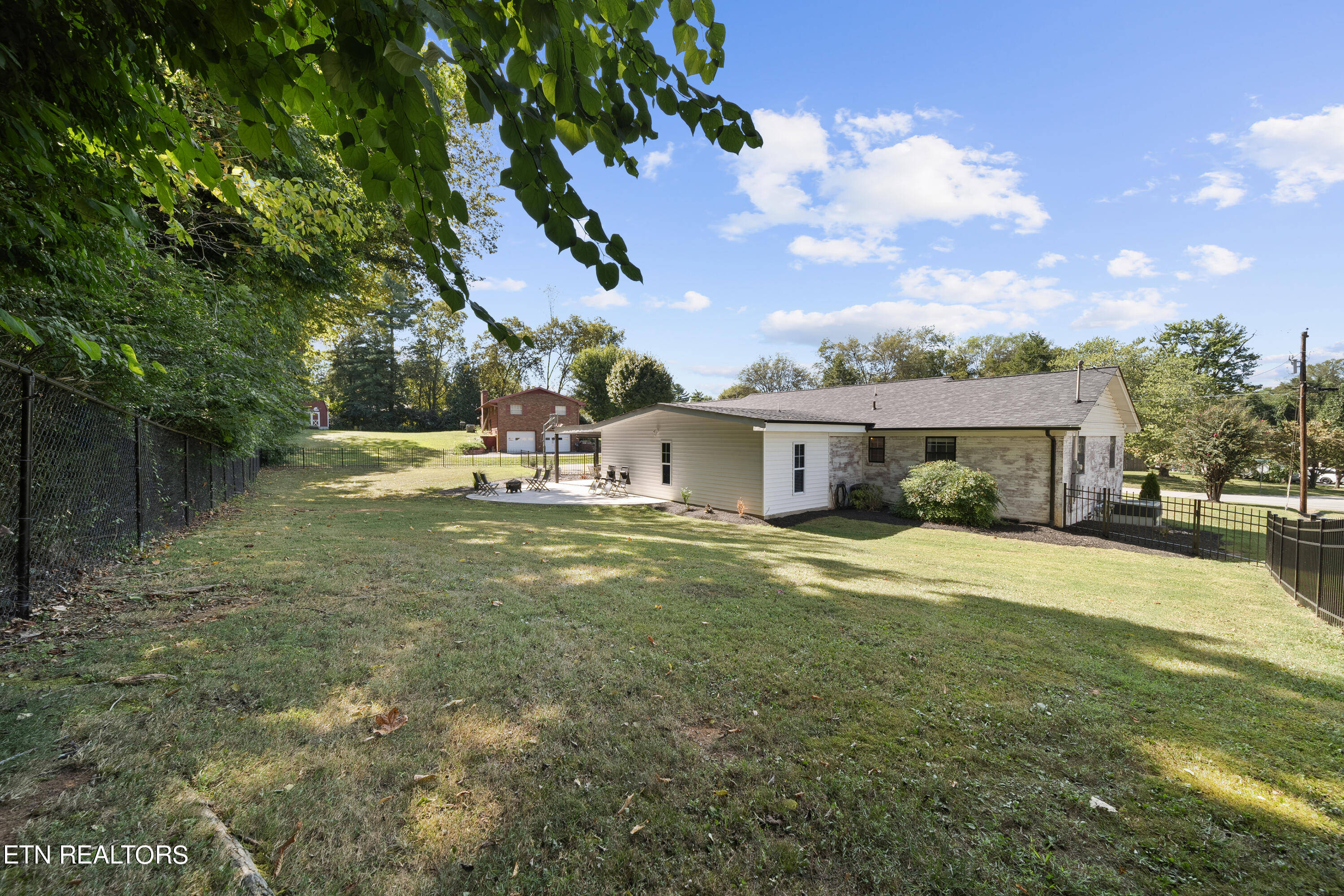 10600 Pinedale Drive