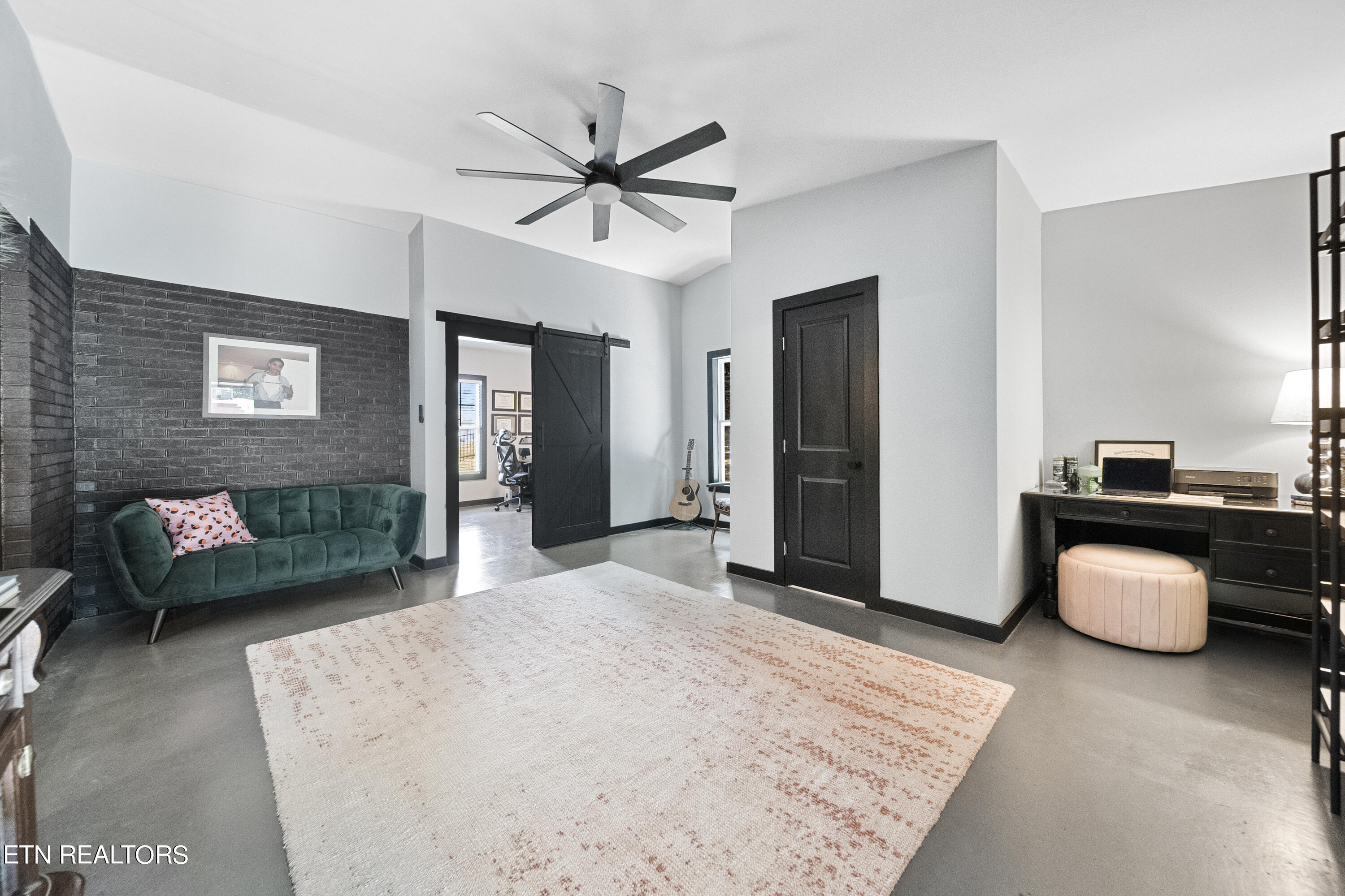 10600 Pinedale Drive