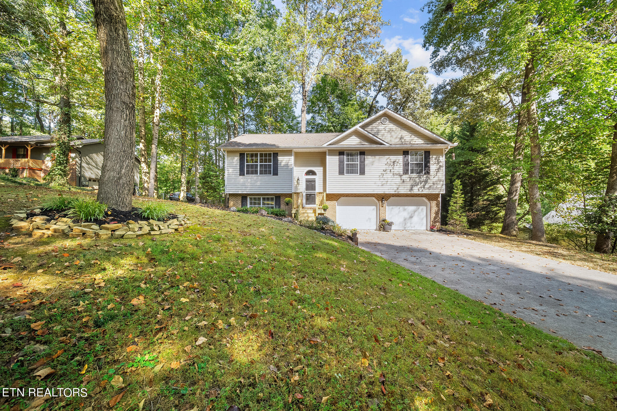 10705 Leeward Lane
