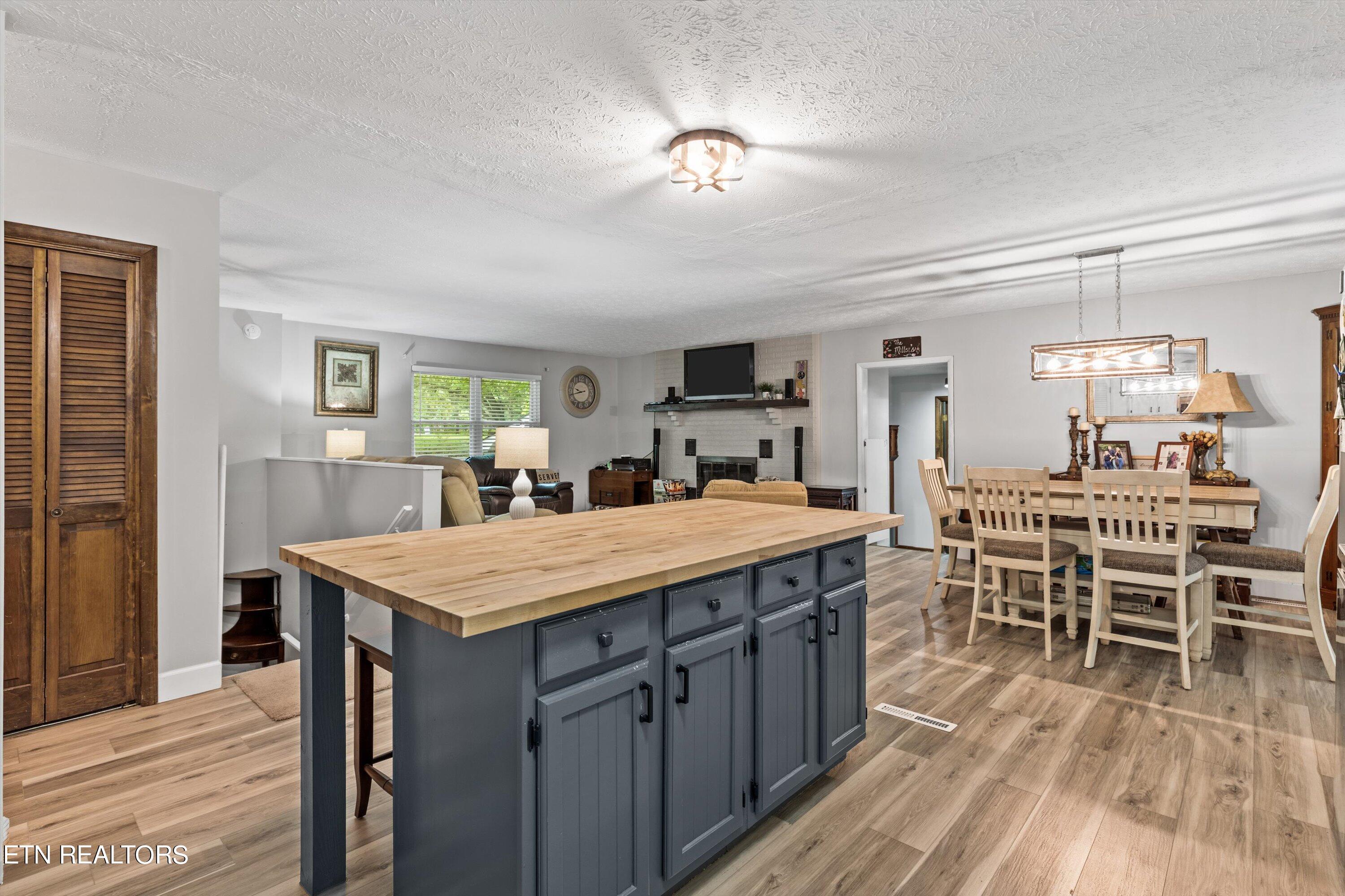 461 Old Poplar Springs Rd