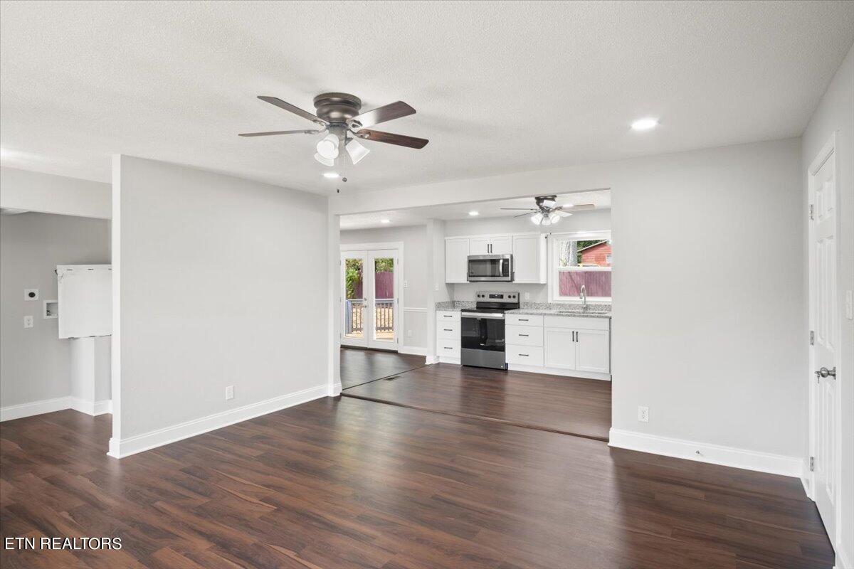 4613 NW Hickory View Circle