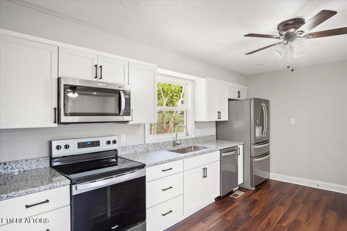 4613 NW Hickory View Circle