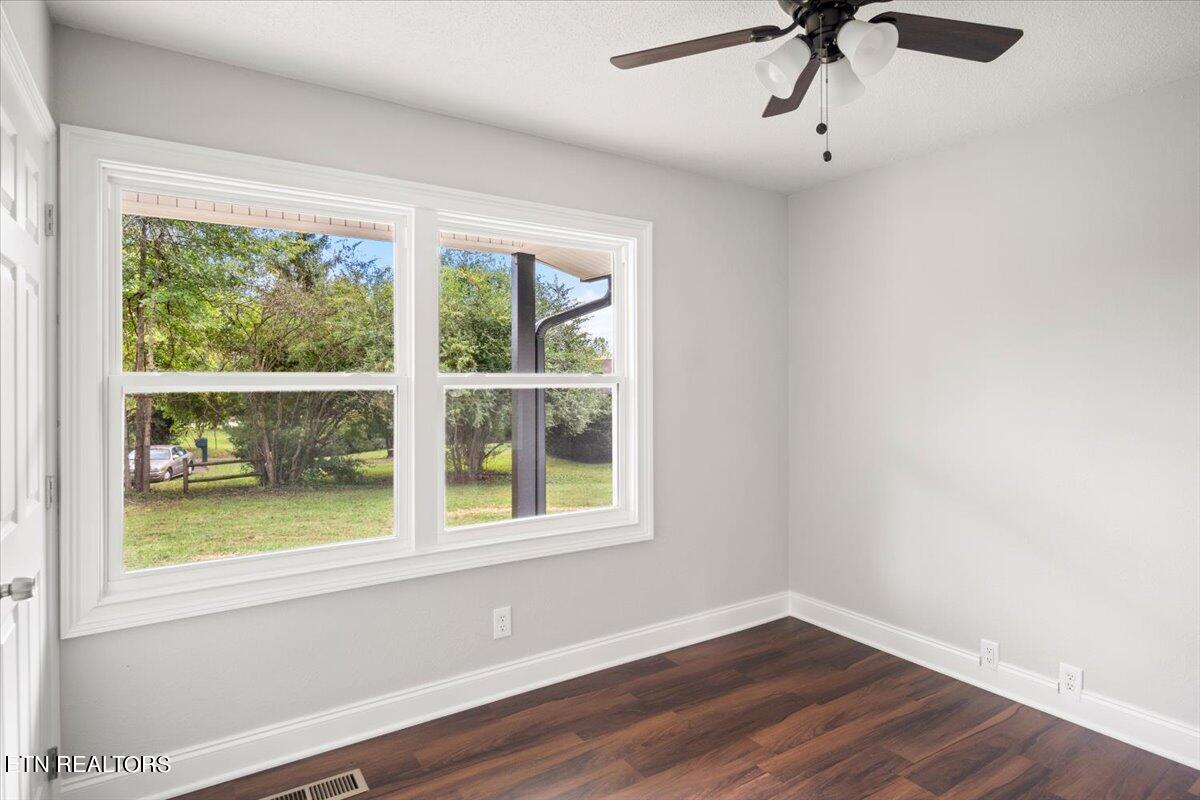 4613 NW Hickory View Circle