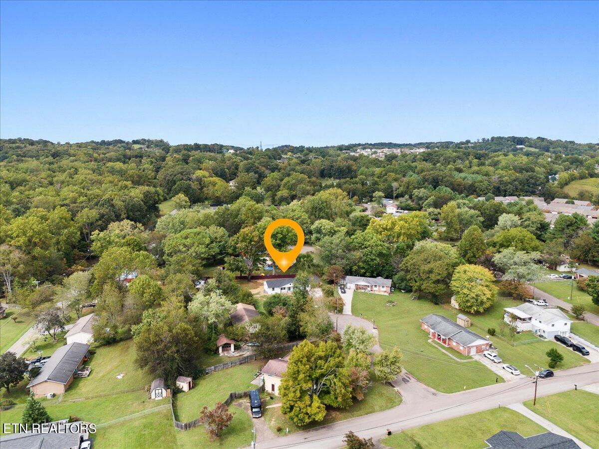4613 NW Hickory View Circle