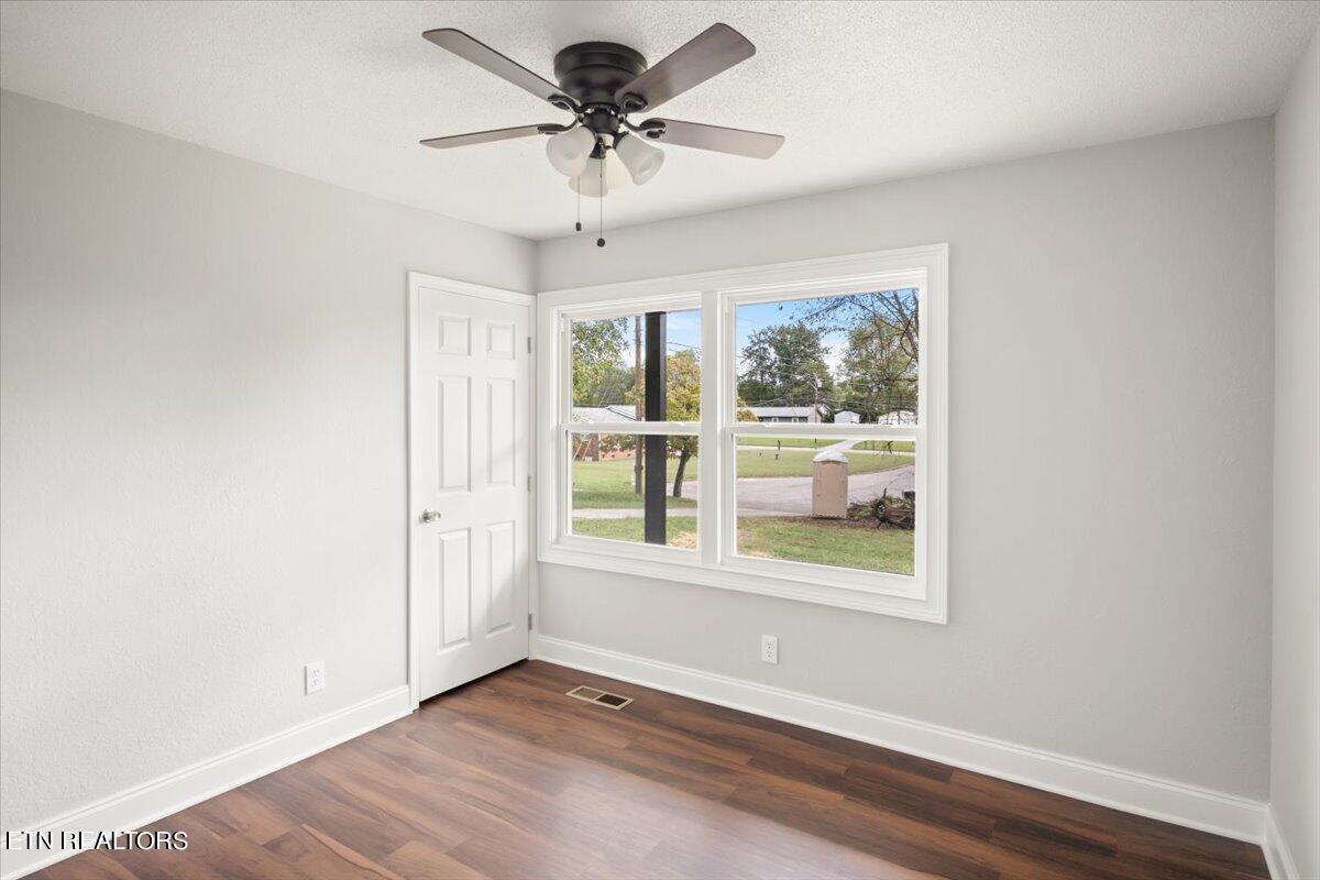 4613 NW Hickory View Circle