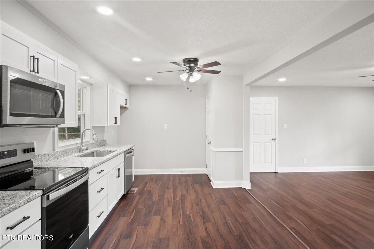 4613 NW Hickory View Circle