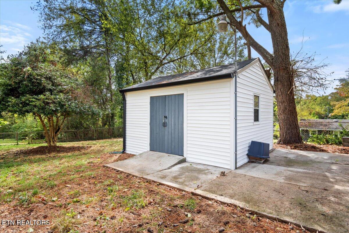 4613 NW Hickory View Circle