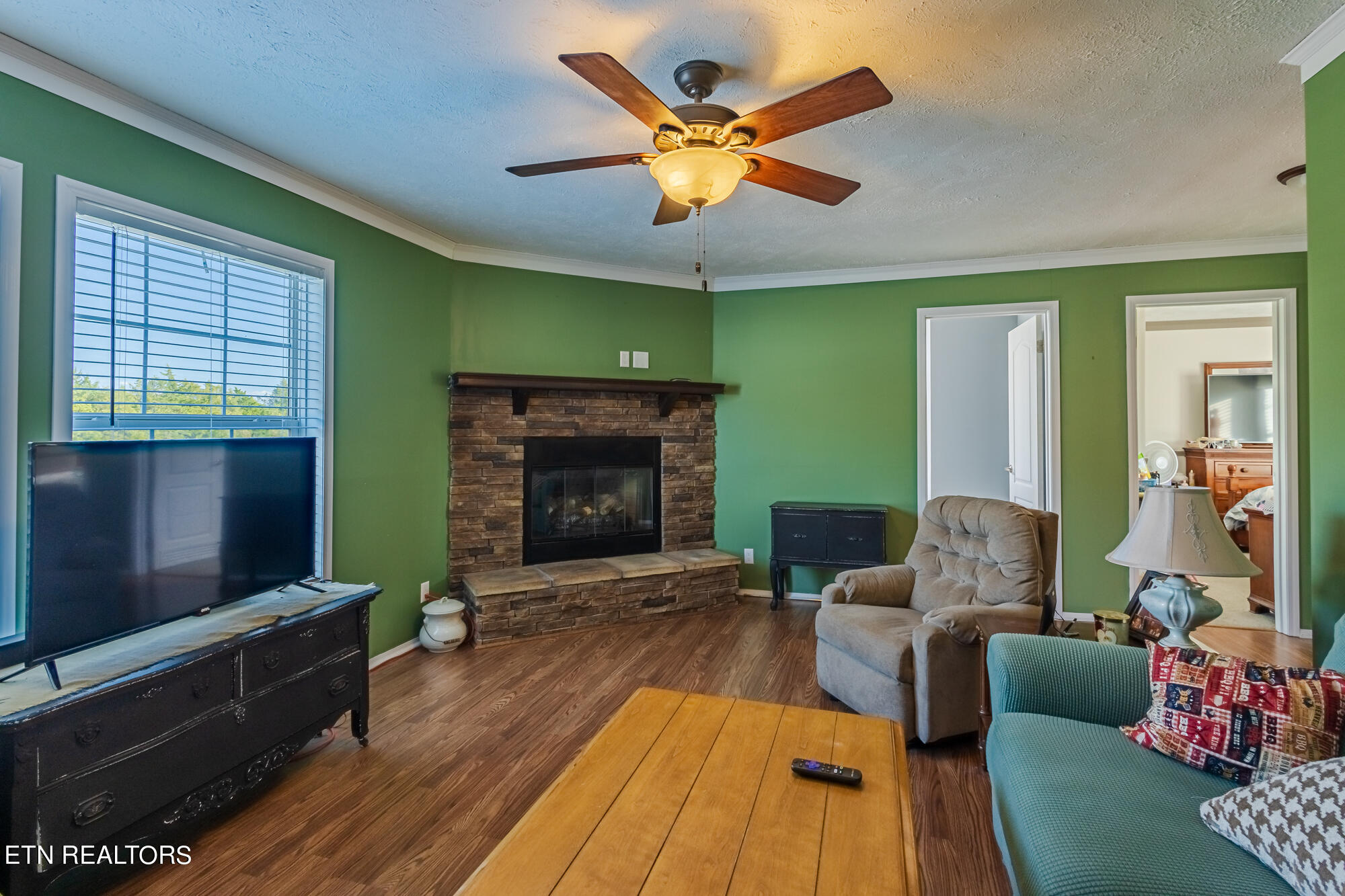 3694 Highway 411N
