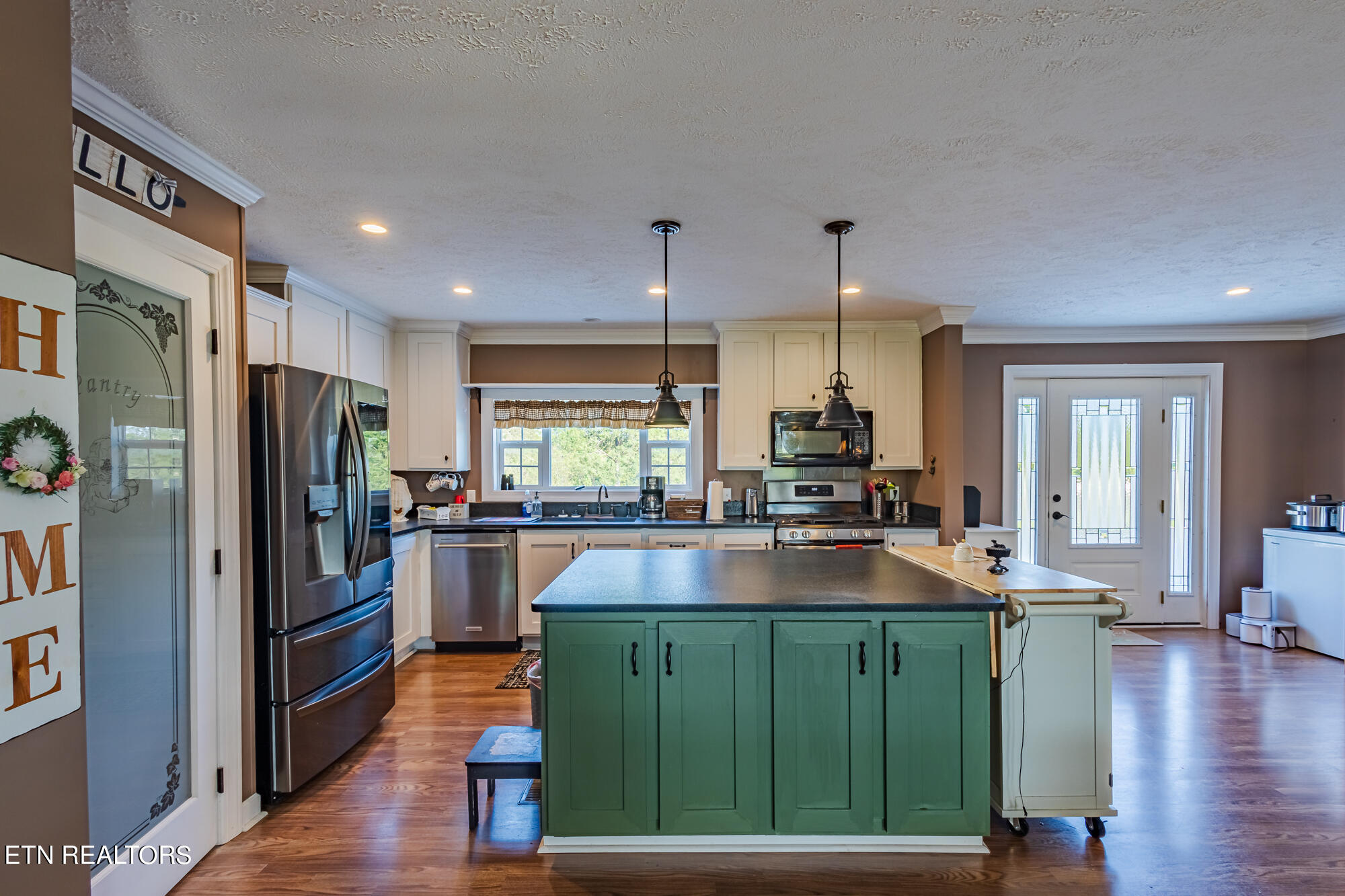3694 Highway 411N