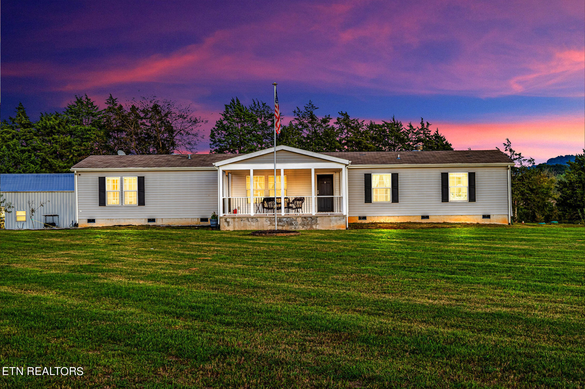 3694 Highway 411N