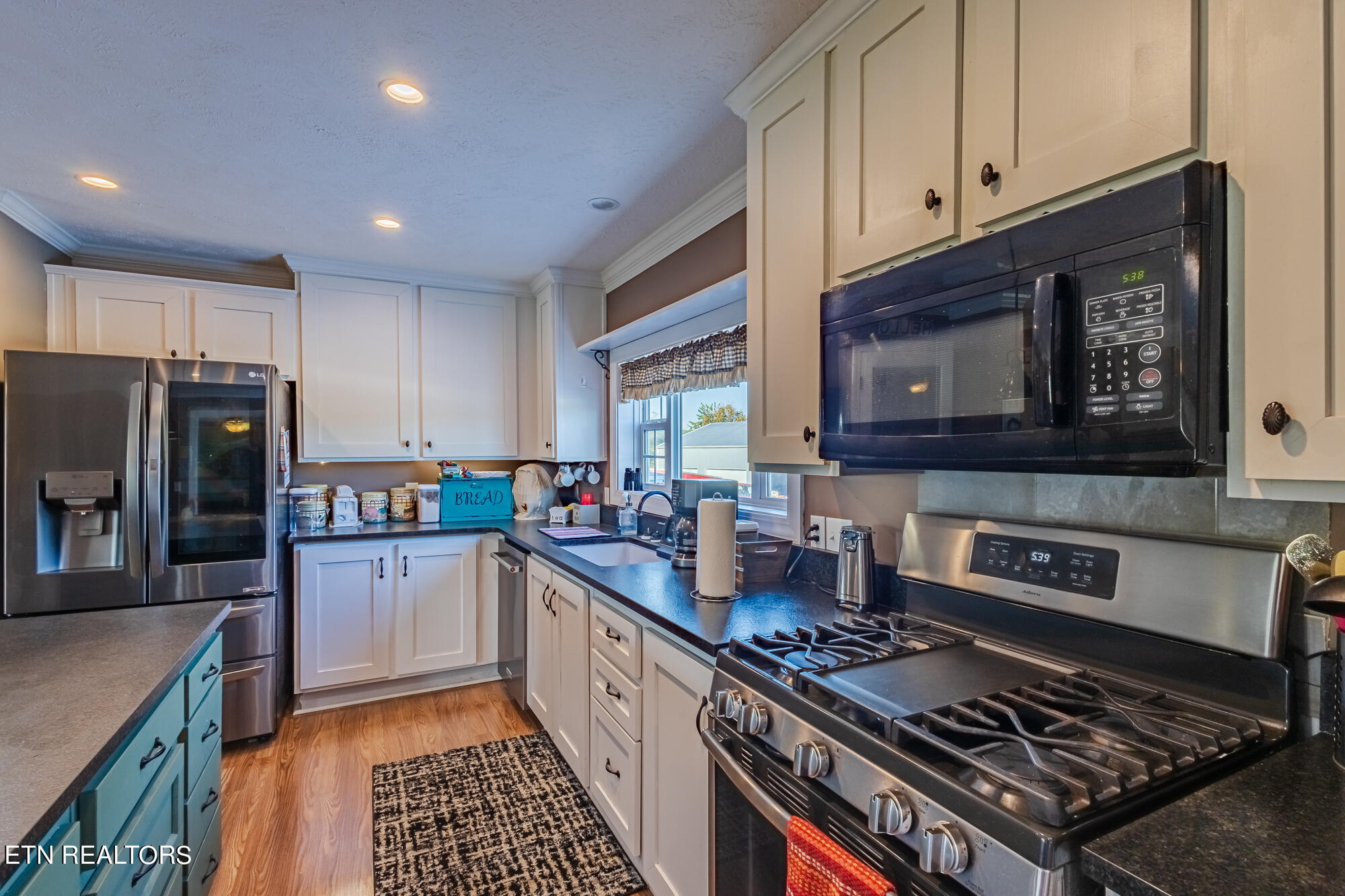 3694 Highway 411N