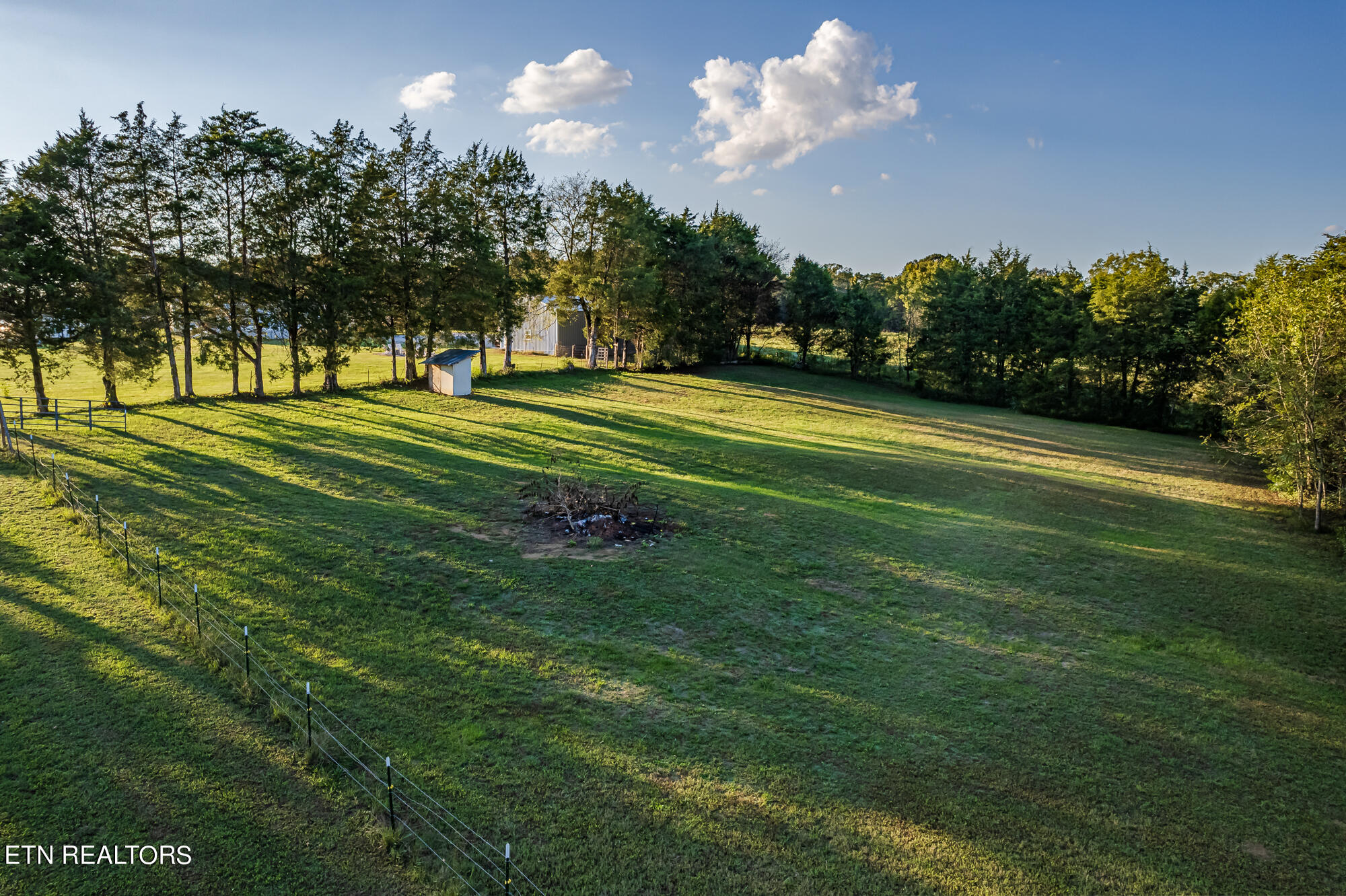 3694 Highway 411N