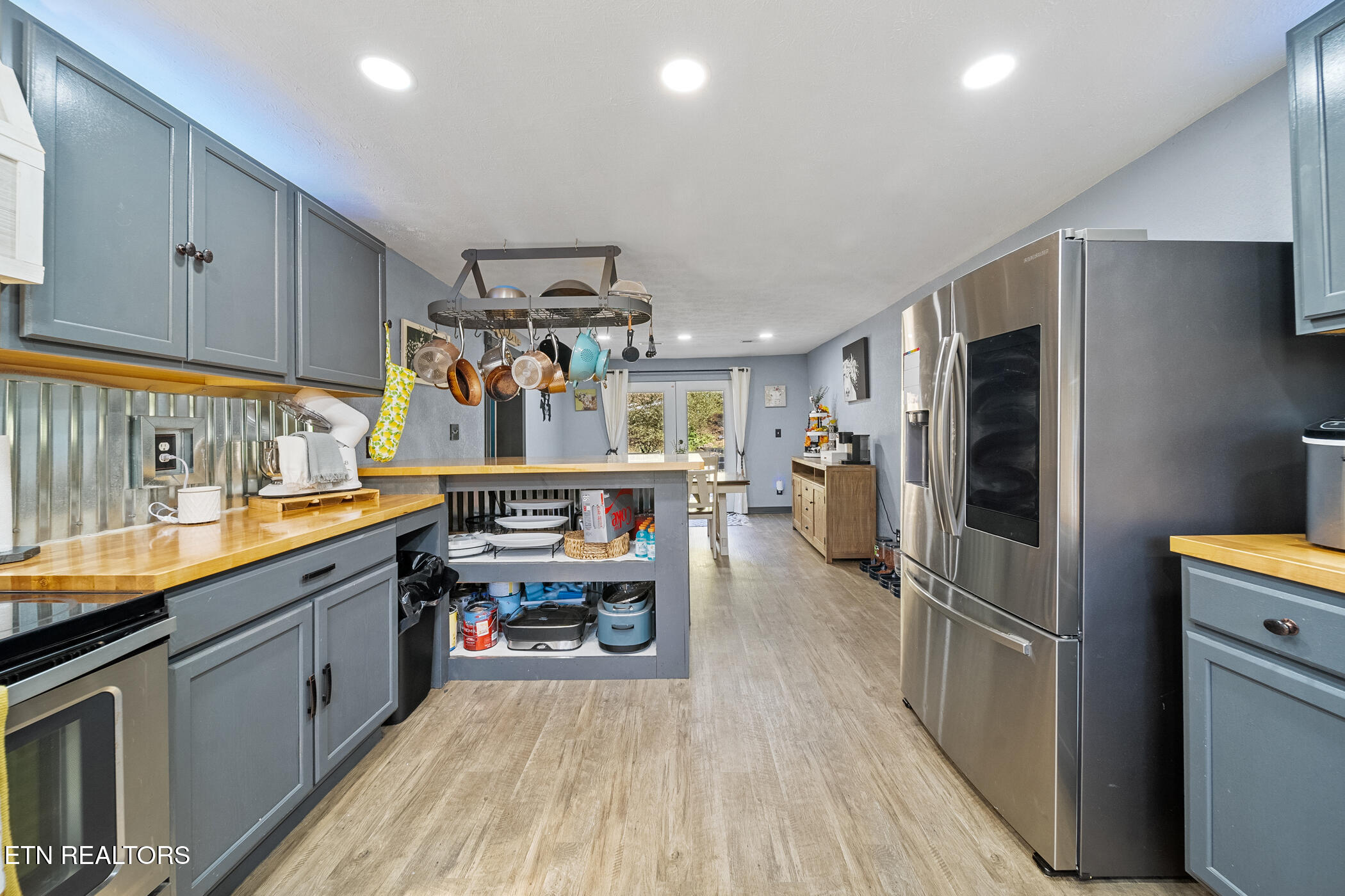 257 N Dark Hollow Rd