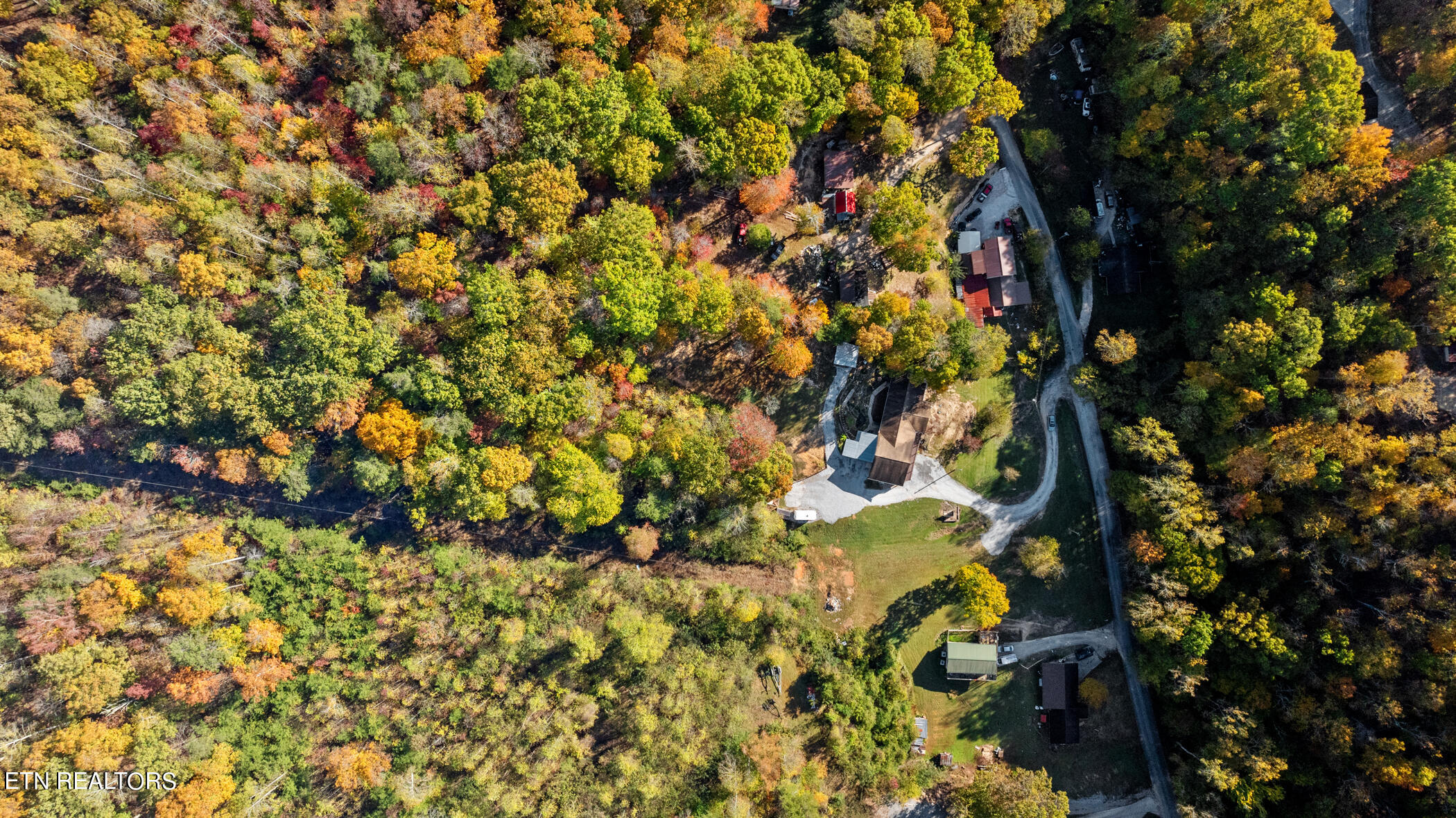 257 N Dark Hollow Rd