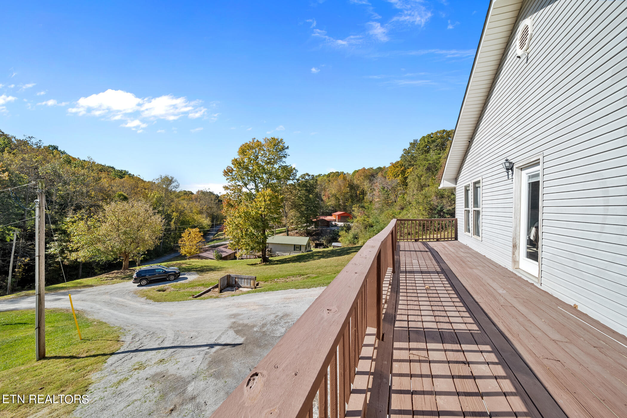 257 N Dark Hollow Rd