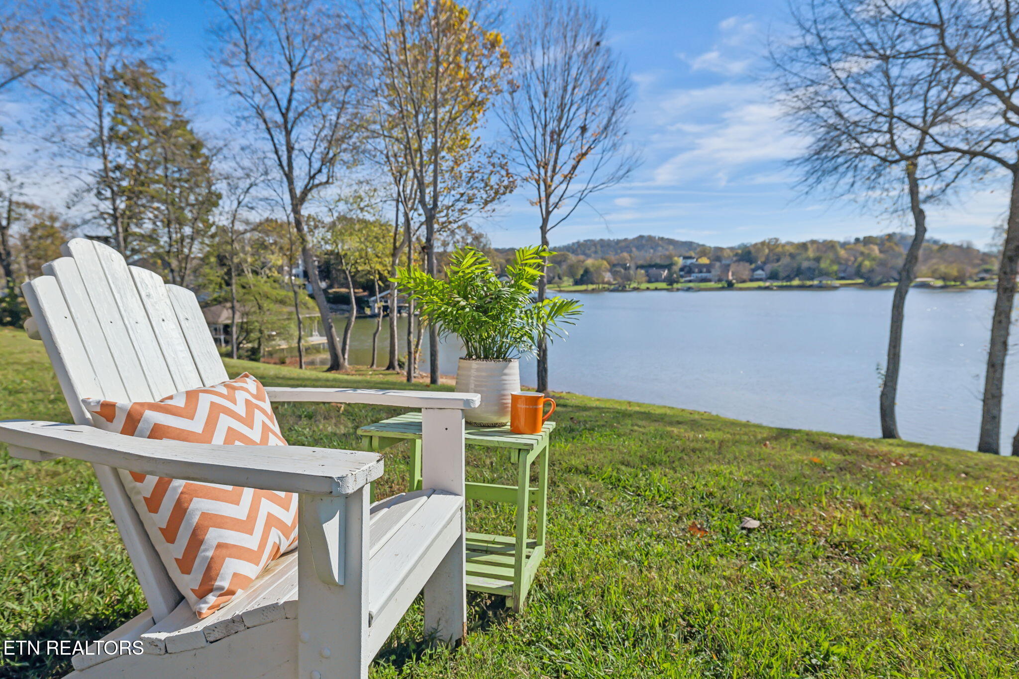 3812 Lake Pointe Drive