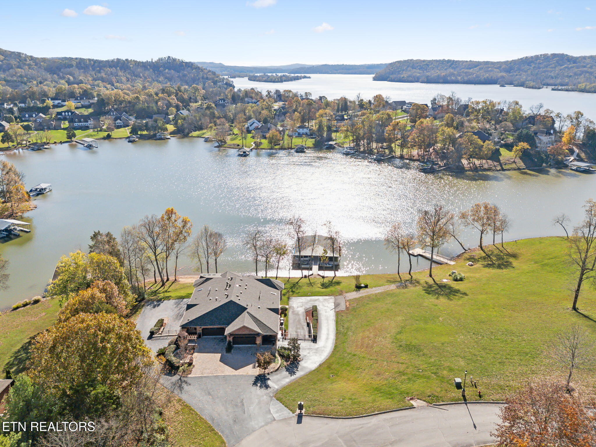 3812 Lake Pointe Drive