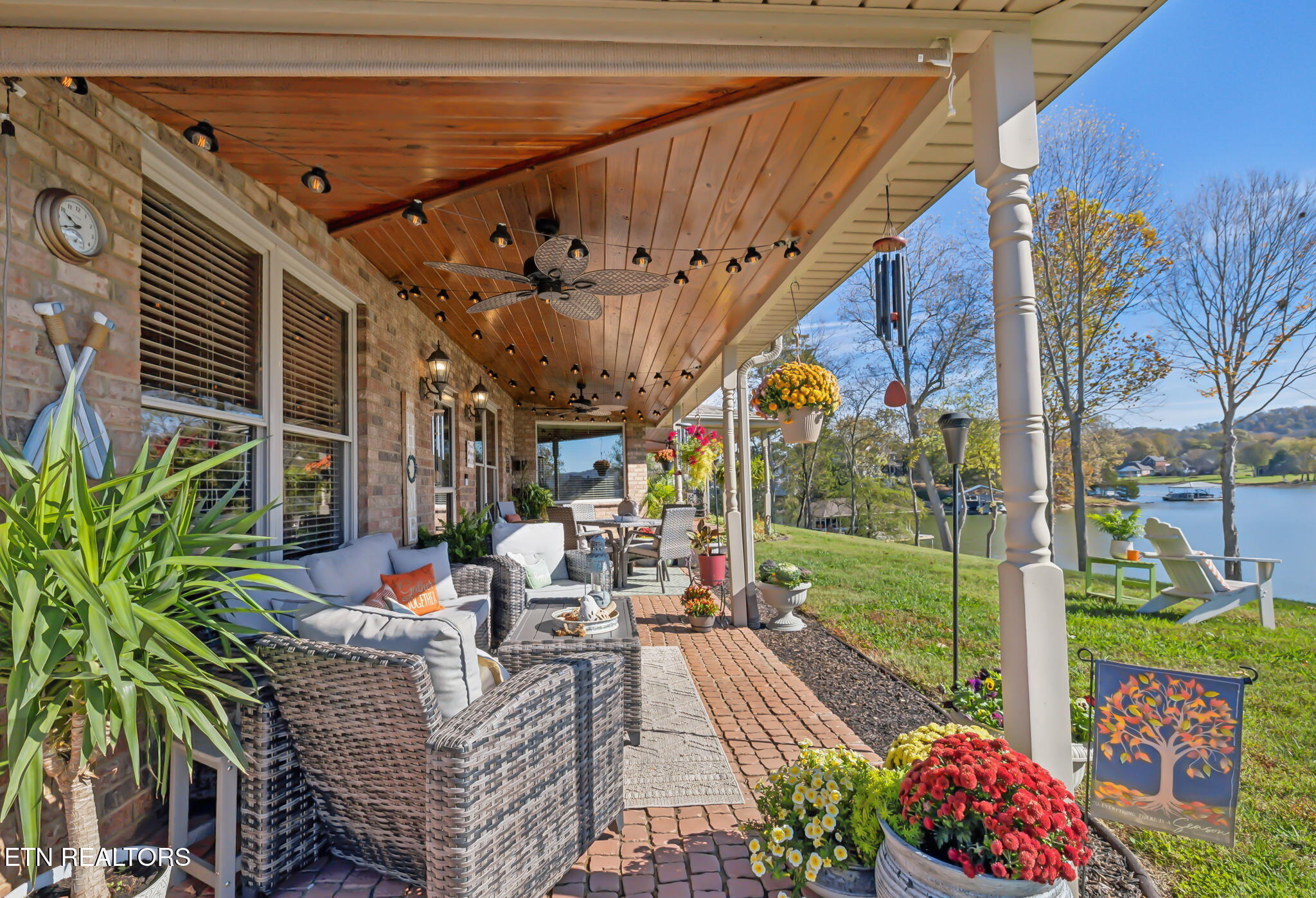 3812 Lake Pointe Drive