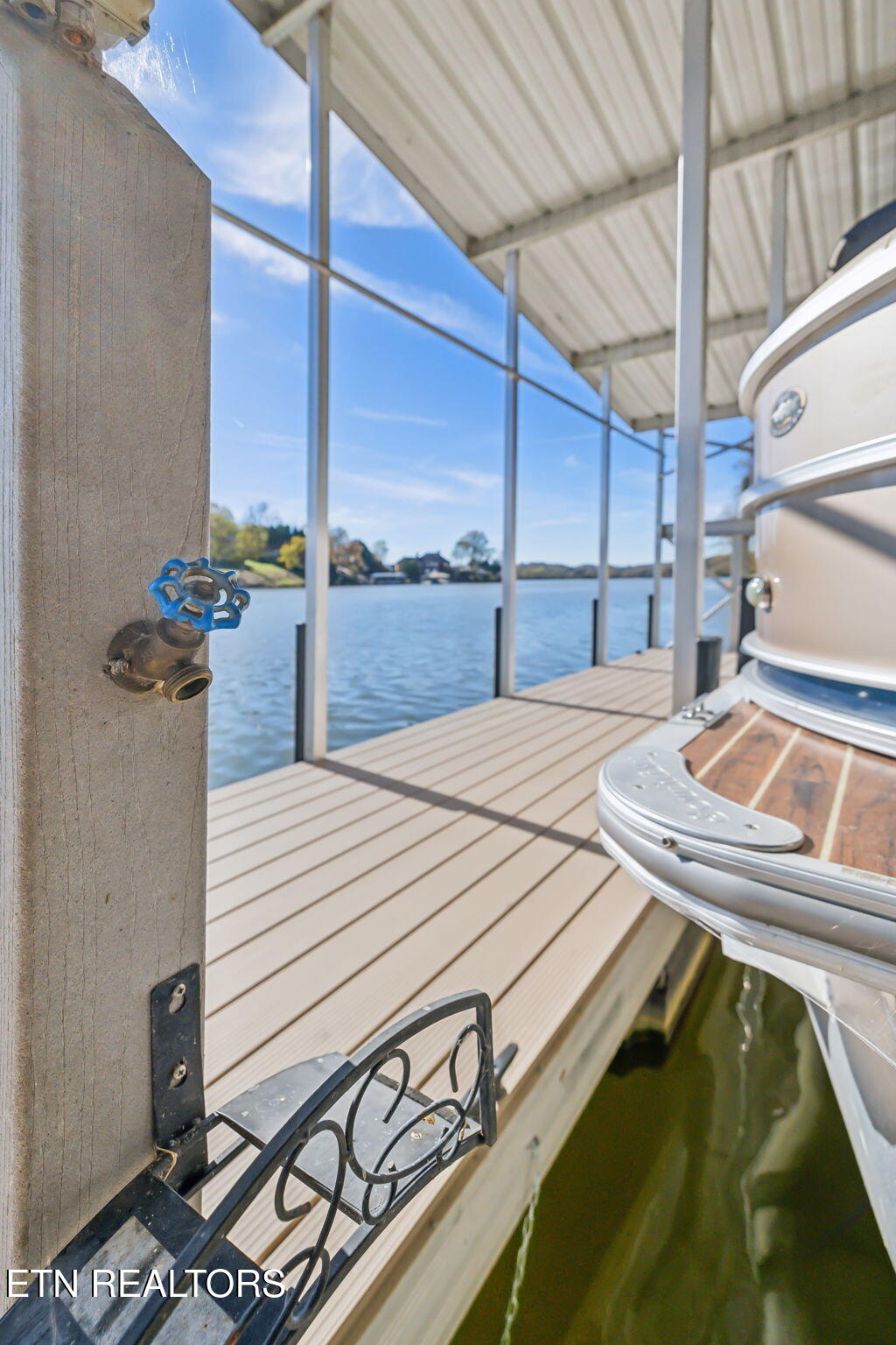 3812 Lake Pointe Drive