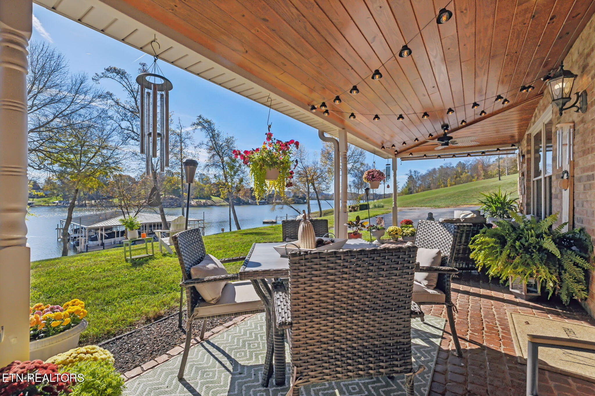 3812 Lake Pointe Drive