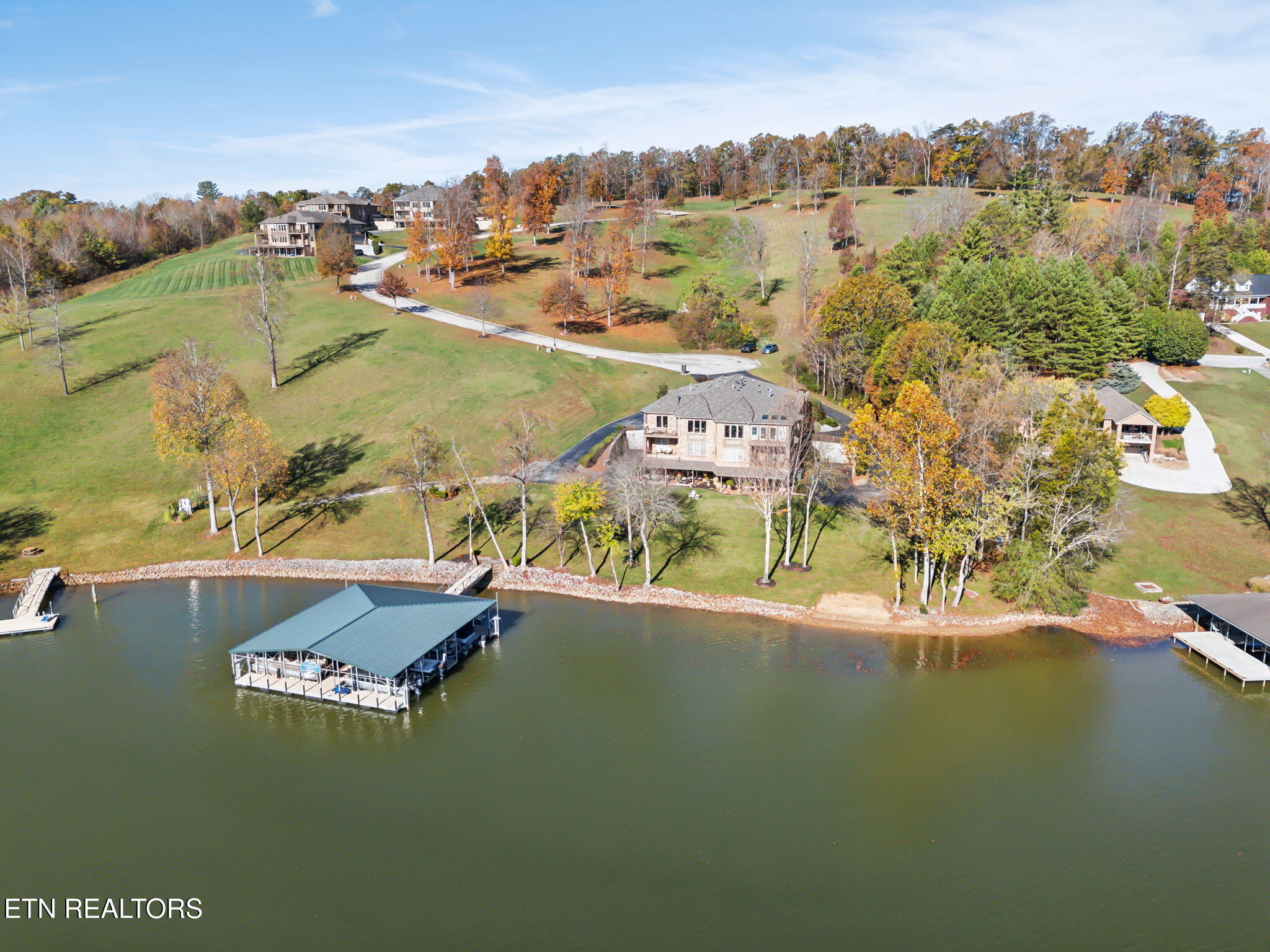 3812 Lake Pointe Drive