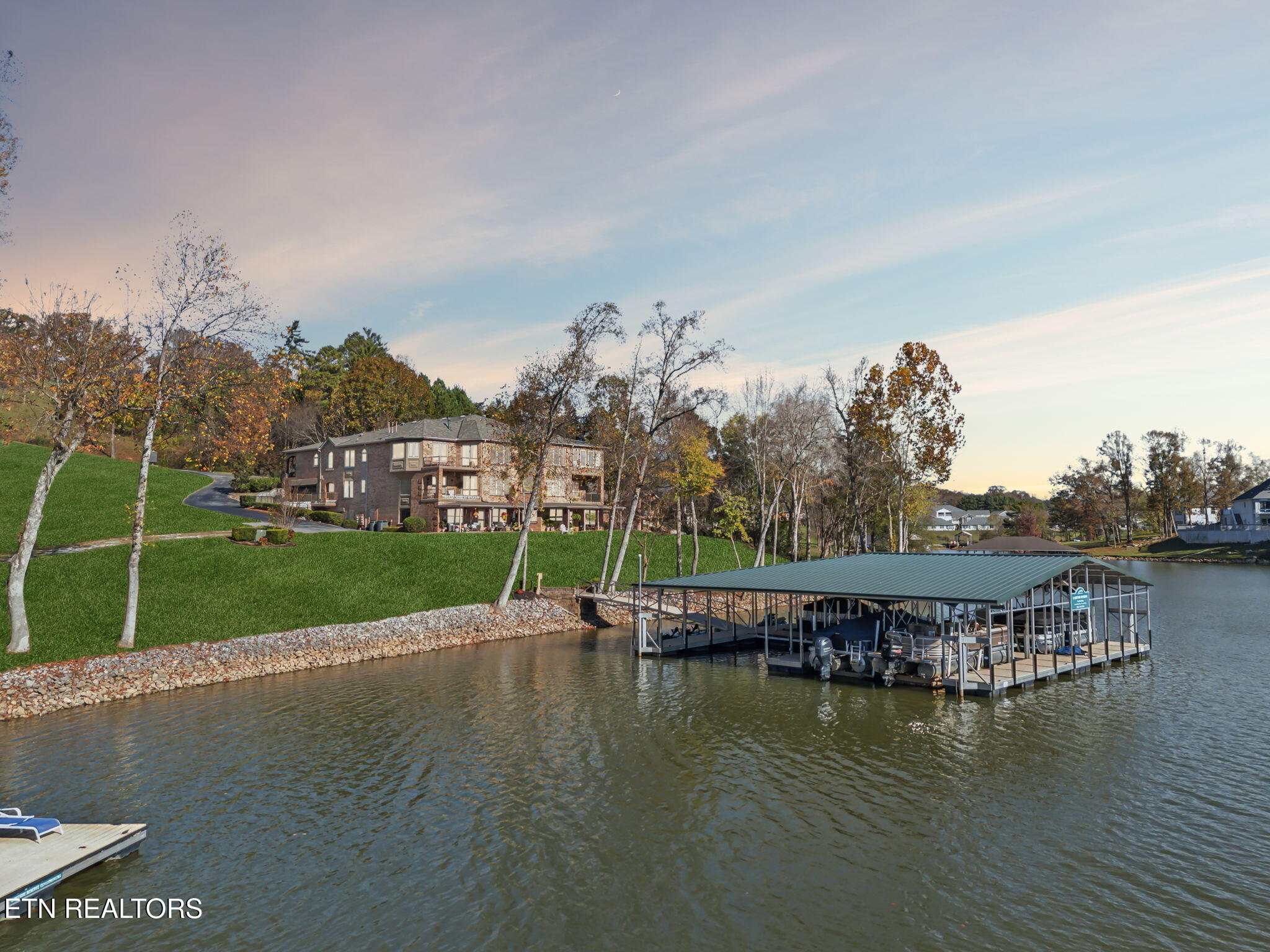 3812 Lake Pointe Drive