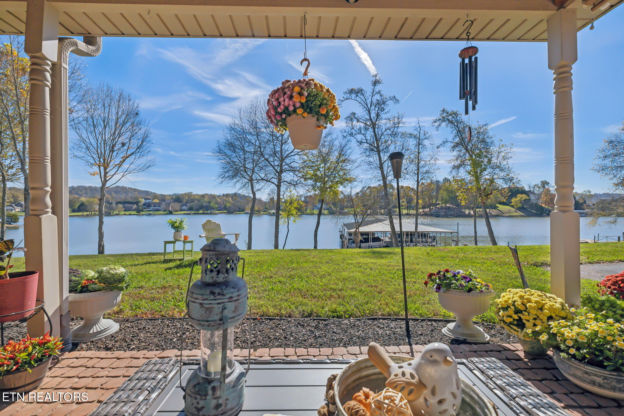 3812 Lake Pointe Drive