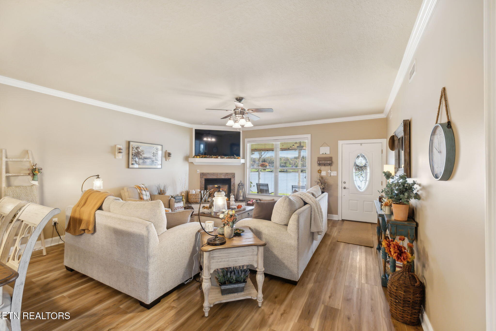 3812 Lake Pointe Drive