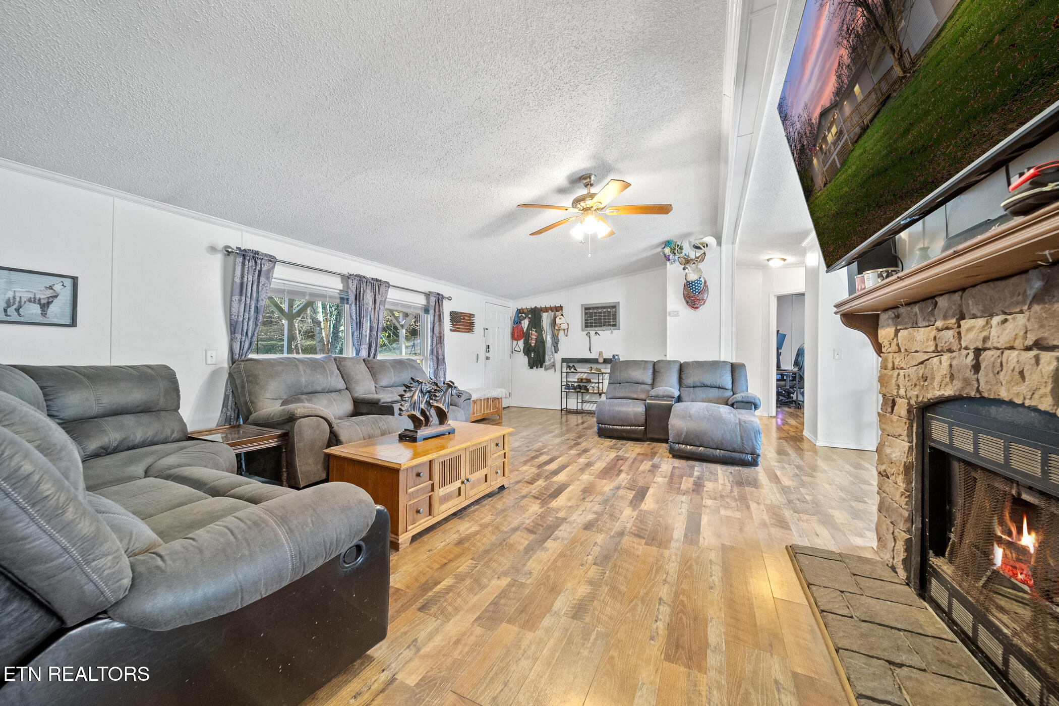 154 Andys Ridge Rd