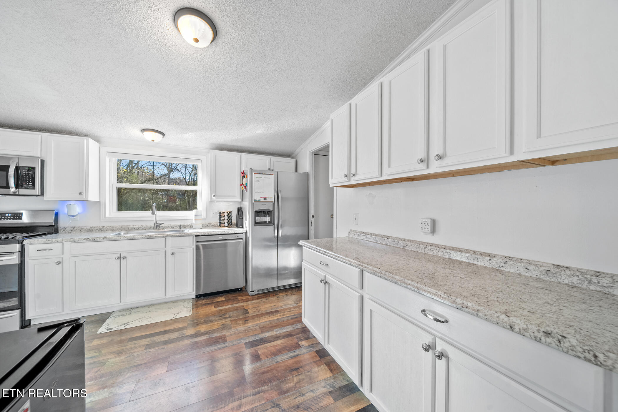 154 Andys Ridge Rd
