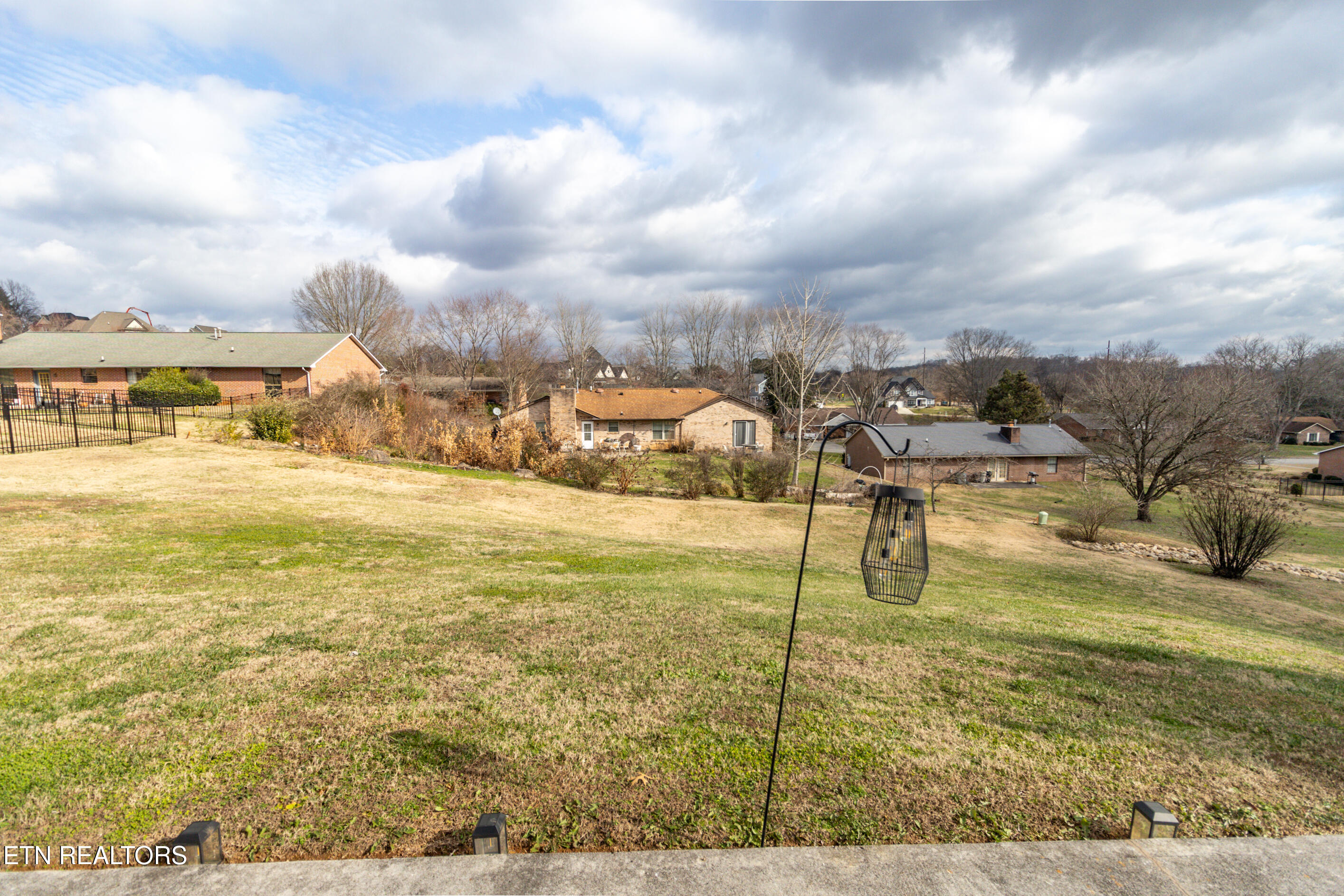 817 Spinnaker Rd