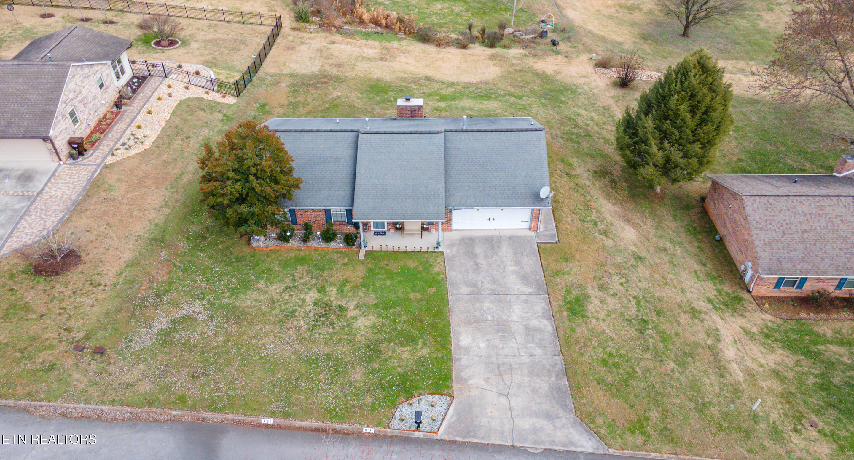817 Spinnaker Rd
