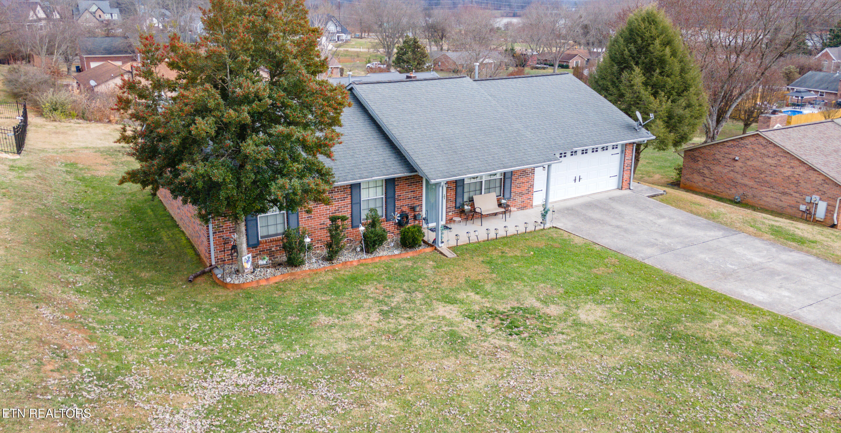 817 Spinnaker Rd