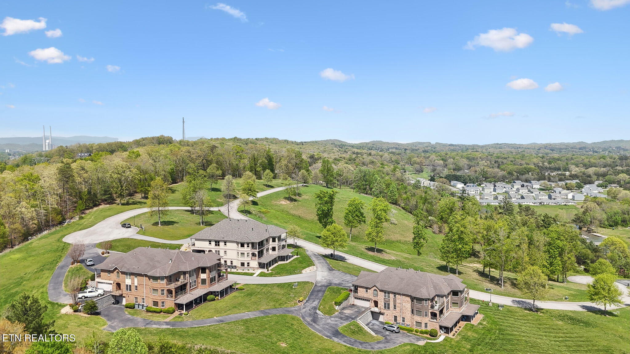 2614 Grand Vw Court