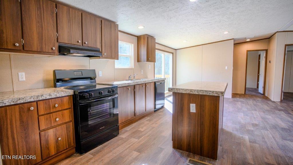 8227 Goddard Lane