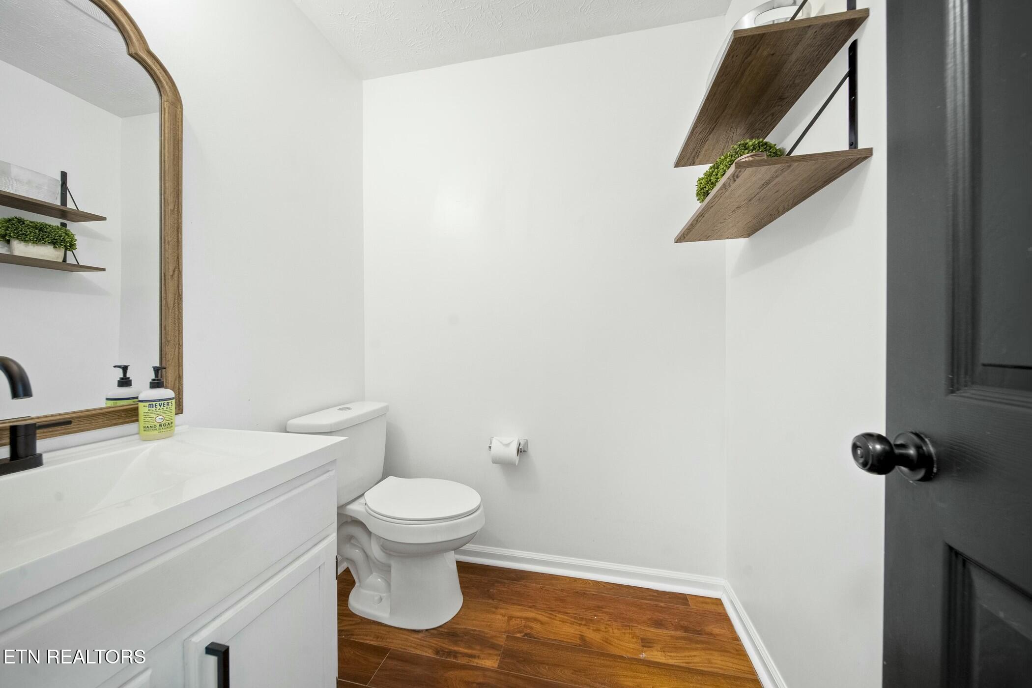 8206 Jack Russell Court