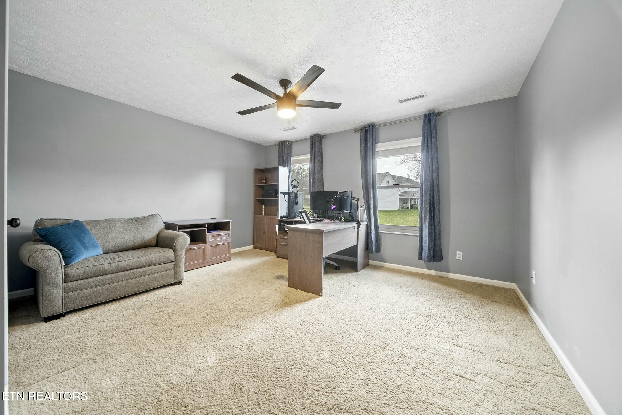 8206 Jack Russell Court