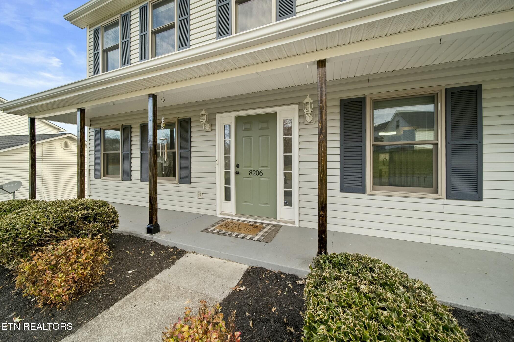 8206 Jack Russell Court