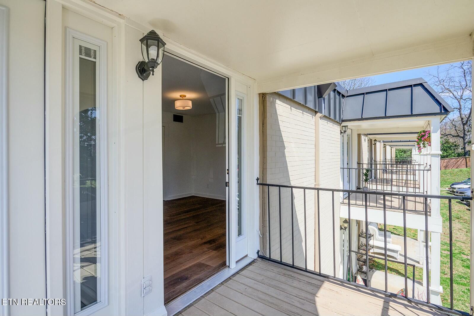 5709 Lyons View Pike, 3306